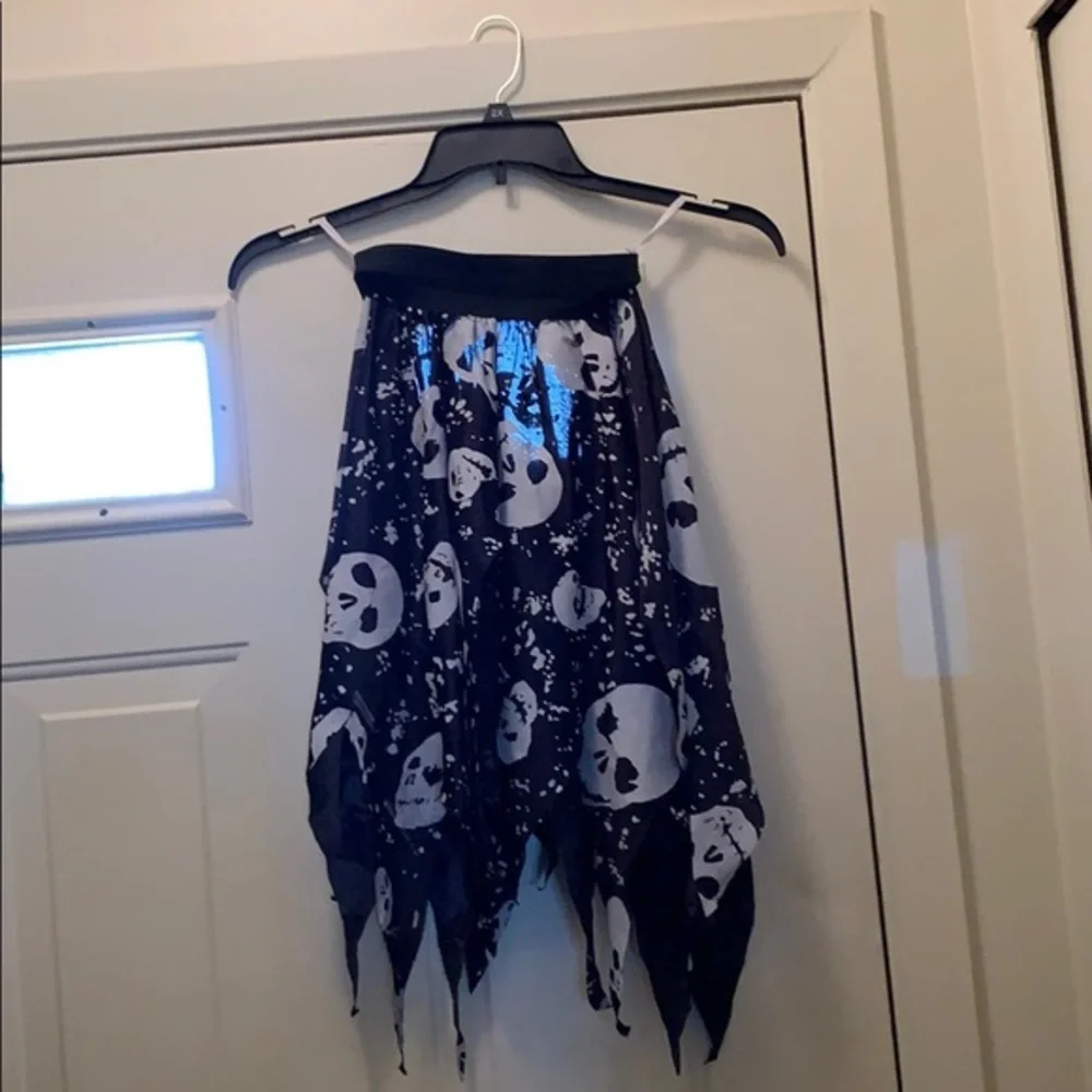 Forum Novelties Skulls Skirt Please read 👇